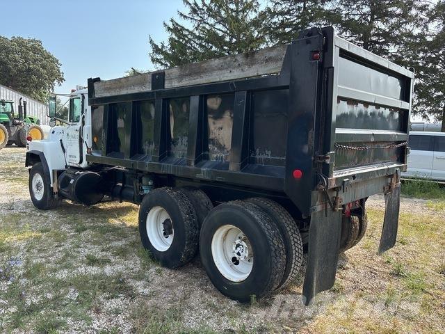 Mack RB690S Kiper kamioni