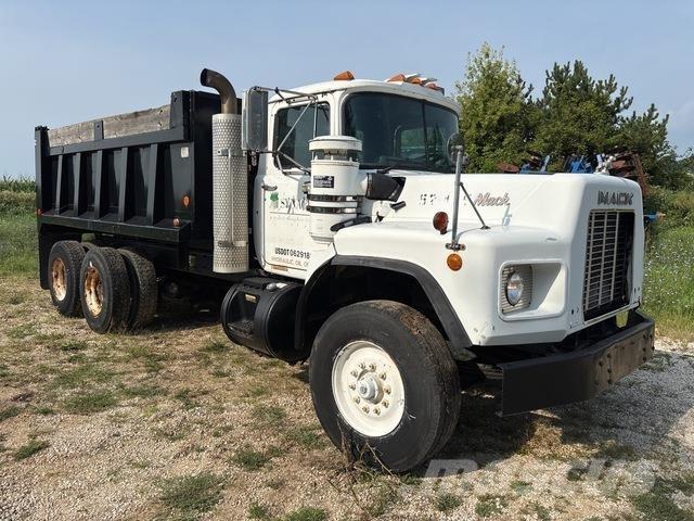 Mack RB690S Kiper kamioni