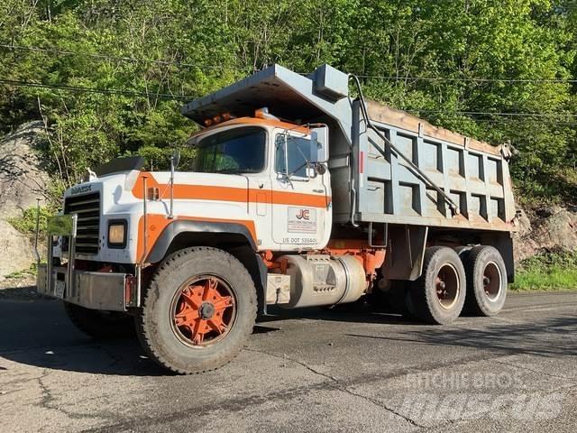 Mack RD686SX Kiper kamioni