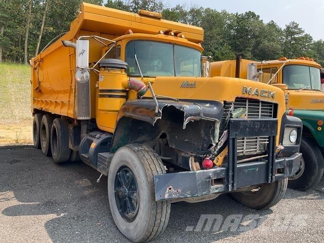 Mack RD686SX Kiper kamioni