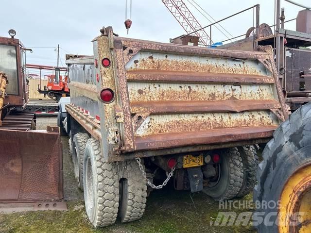 Mack RD688S Kiper kamioni
