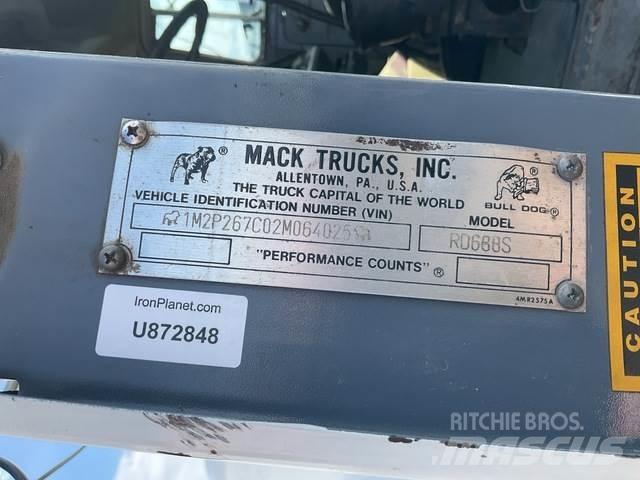 Mack RD688S Komunalni kamioni