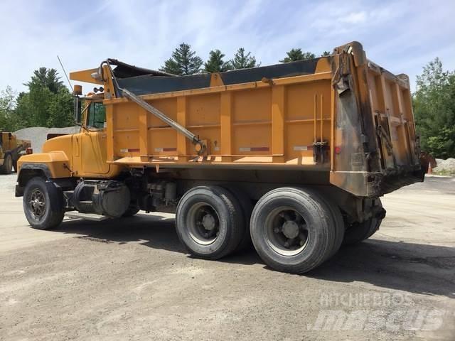 Mack RD688S Kiper kamioni