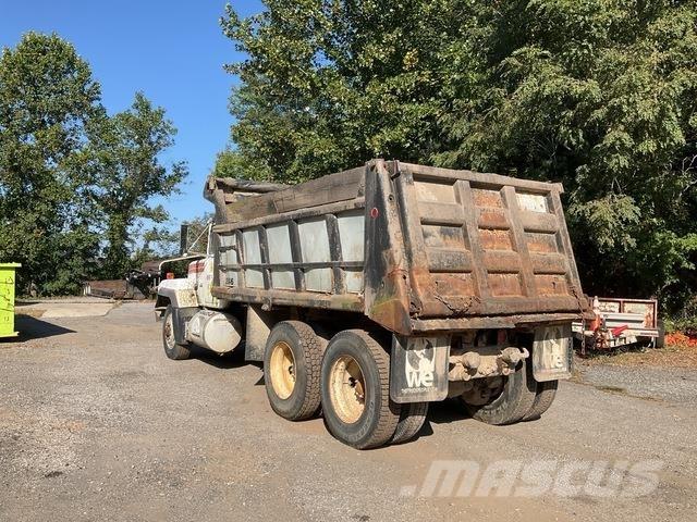 Mack RD688S Kiper kamioni