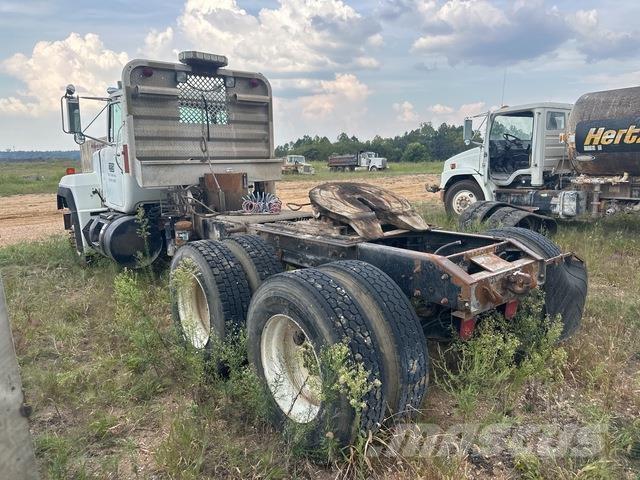 Mack RD688S Traktorske jedinice