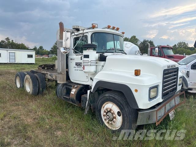 Mack RD688S Traktorske jedinice