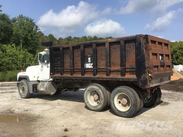 Mack RD688S Kiper kamioni