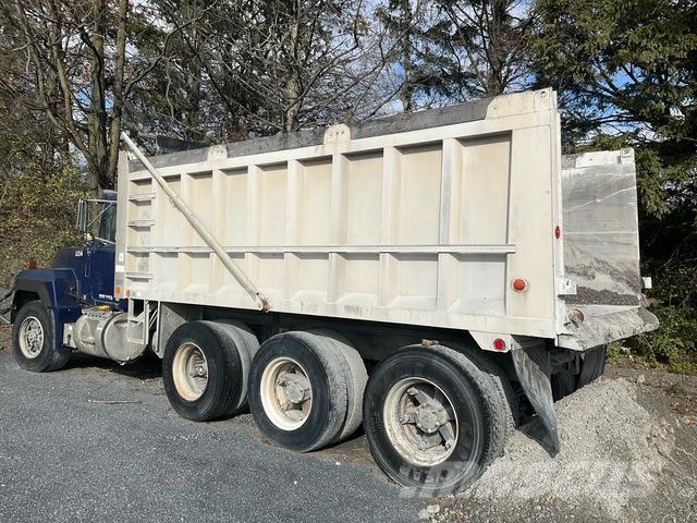 Mack RD688S Kiper kamioni