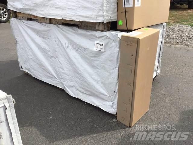 Mahindra  Ostali strojevi za ceste i snijeg