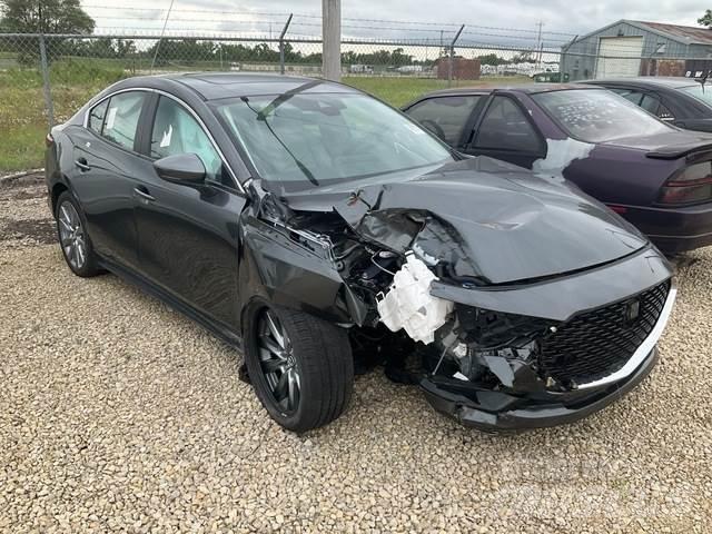 Mazda 3 Automobili