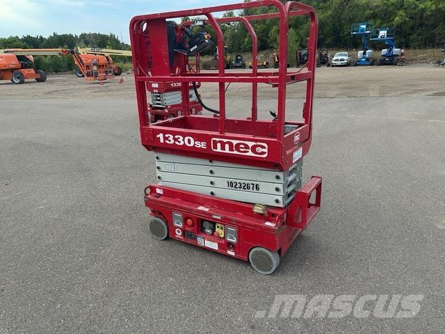 MEC 1330SE Škaraste platforme