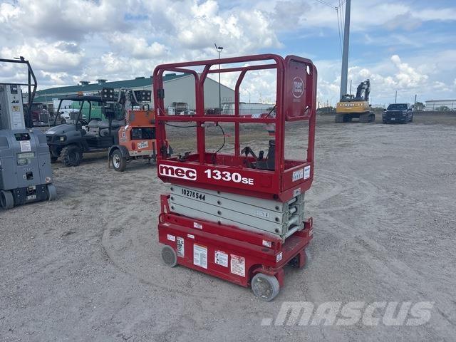 MEC 1330SE Škaraste platforme