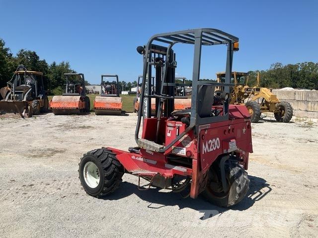 Moffett M5000 Mobilni viličari