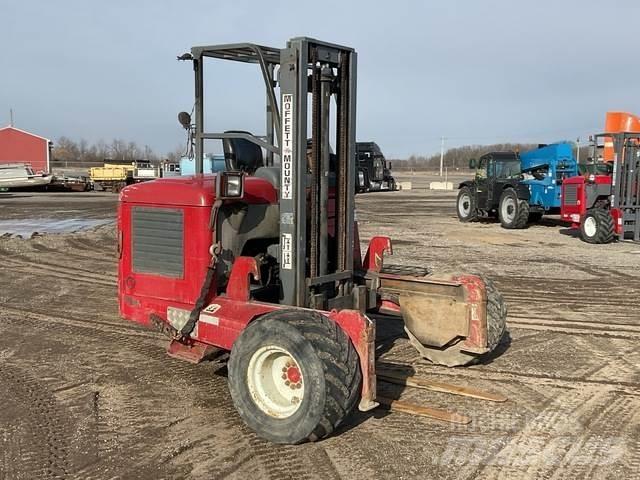 Moffett M55 Mobilni viličari