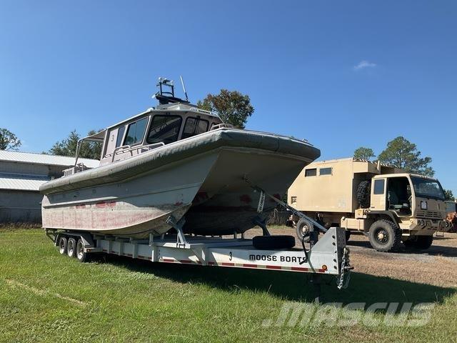  Moose M2-35 Radni čamci/teglenice