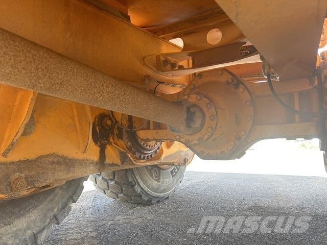 Moxy MT31 Zglobni demperi