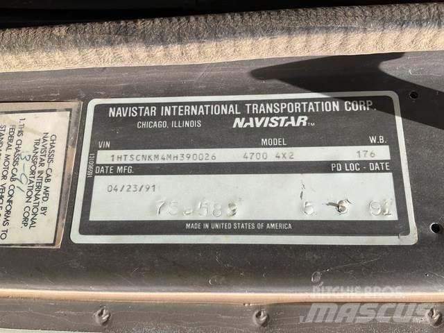 Navistar 4700 Sanduk kamioni