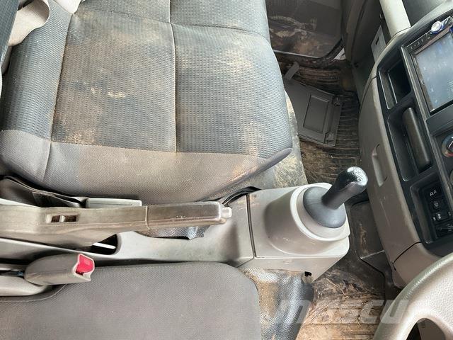 Nissan ATLAS Kamioni sa otvorenim sandukom