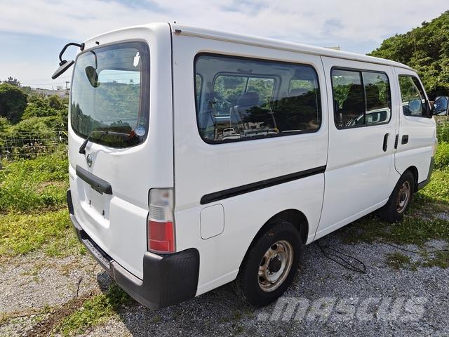 Nissan Caravan Mini autobusi