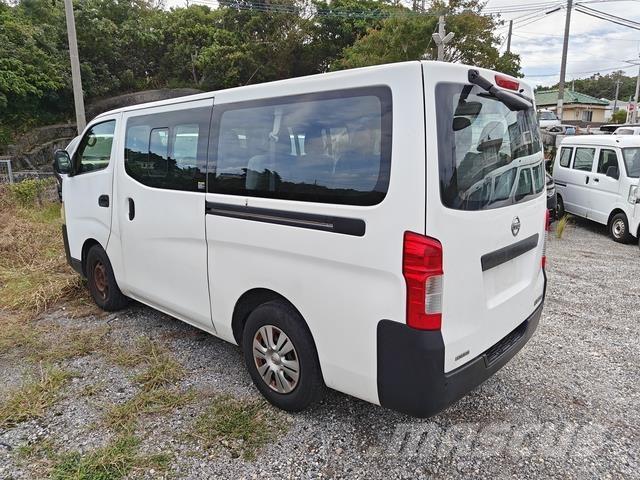 Nissan Caravan Mini autobusi