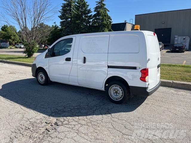 Nissan NV200 Dostavna vozila / kombiji