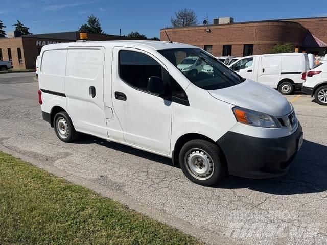 Nissan NV200 Dostavna vozila / kombiji