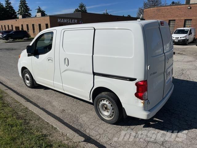 Nissan NV200 Dostavna vozila / kombiji