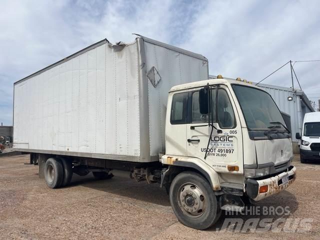 Nissan UD2600 Sanduk kamioni