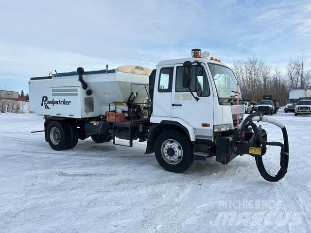 Nissan UD3300 Kamioni mikseri za beton