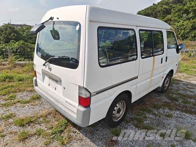 Nissan VANETTE Mini autobusi