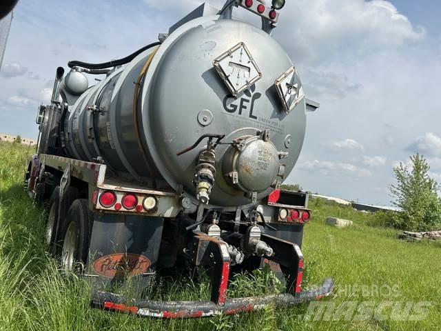 Peterbilt  Kombiji / vakuumski kamioni