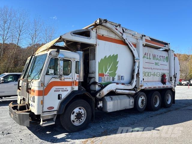 Peterbilt 320 Kamioni za otpad