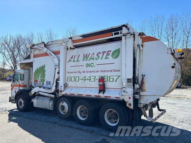 Peterbilt 320 Kamioni za otpad