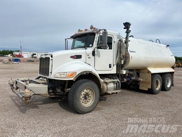 Peterbilt 348 Kamioni za vodu