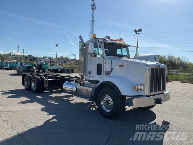 Peterbilt 365 Kabine i unutrašnjost
