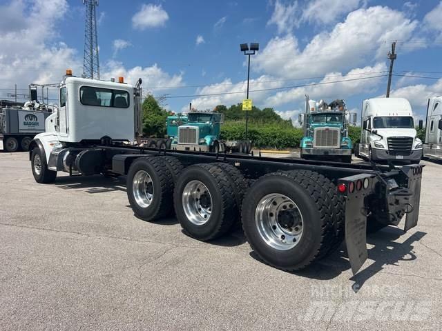 Peterbilt 365 Kabine i unutrašnjost