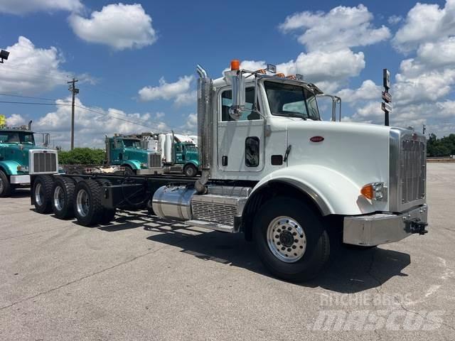 Peterbilt 365 Kabine i unutrašnjost