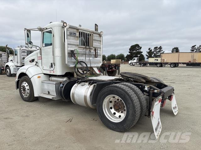 Peterbilt 384 Traktorske jedinice