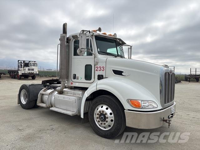 Peterbilt 384 Traktorske jedinice