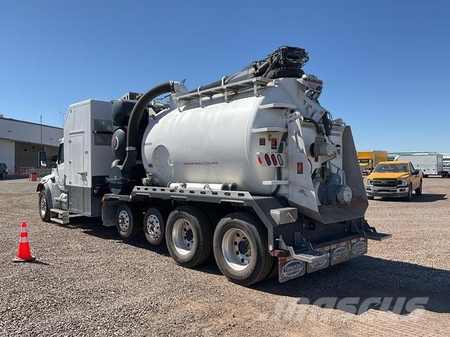 Peterbilt 548 Bageri gusjeničari