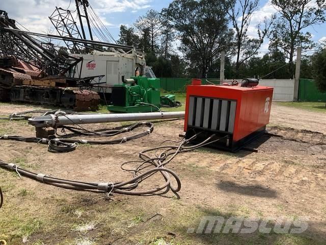  PTC V300CAT Hidraulični čekići za nabijanje stupova