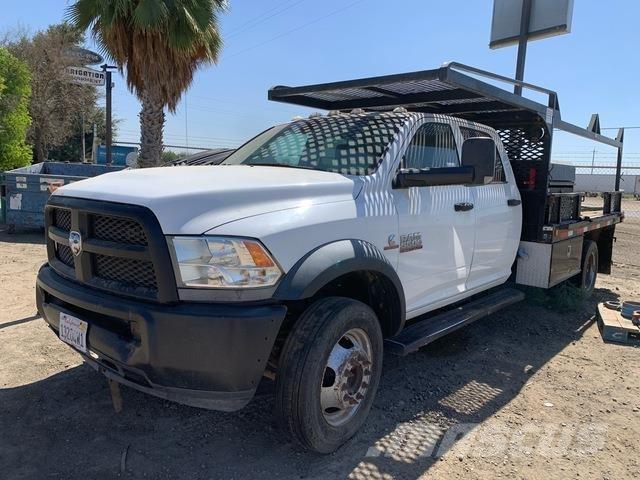 RAM 5500 Kamioni sa kranom