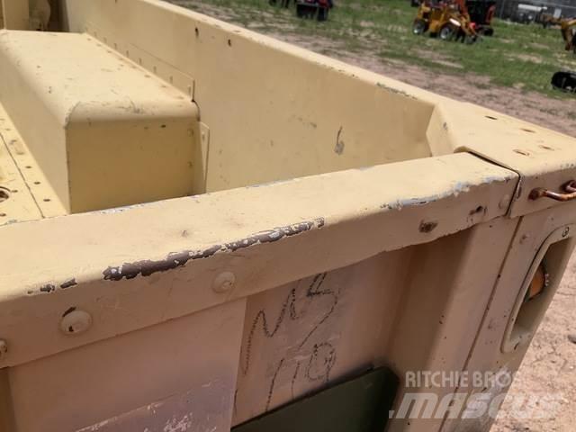  Raytheon M1102 Ostale prikolice