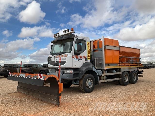 Renault Kerax Sniježne daske i  plugovi