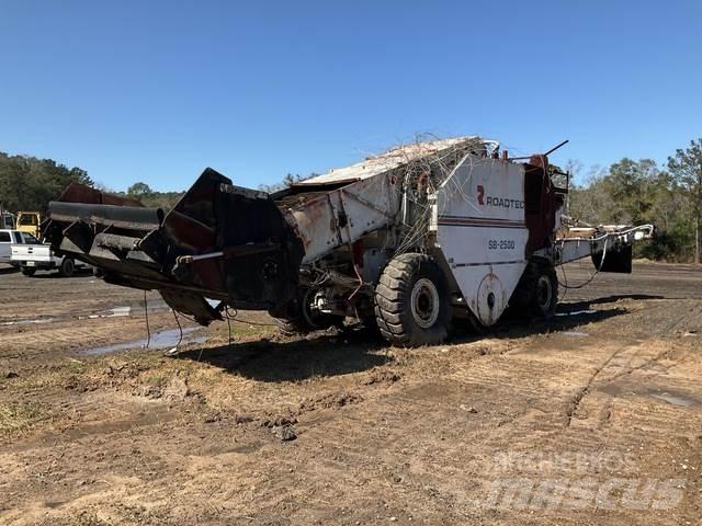 Roadtec SB2500 Vozila za prijevoz materijala