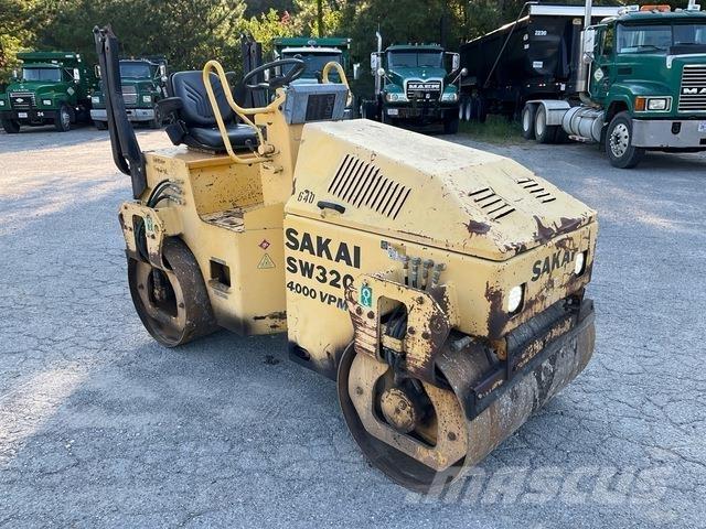 Sakai SW320 Valjci sa dvojnim bubnjem