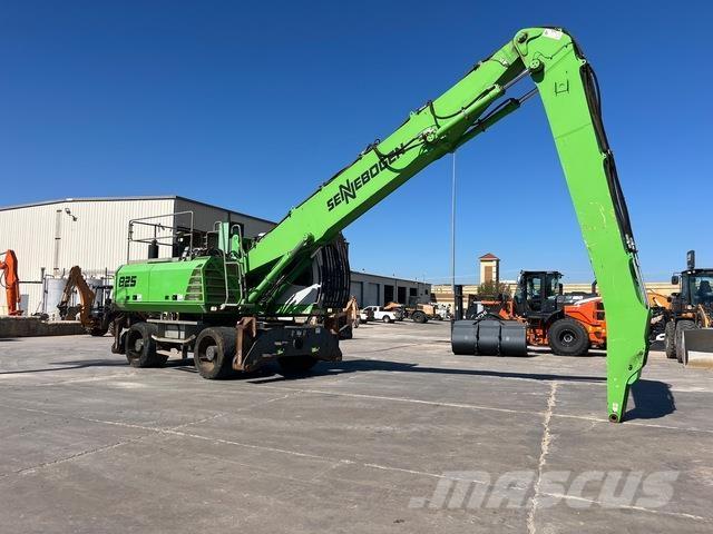 Sennebogen 825 Bageri za manipuliranje materijalom / otpadom