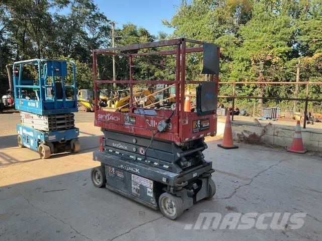 SkyJack 3219 Škaraste platforme