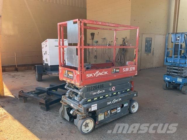 SkyJack 3219 Škaraste platforme