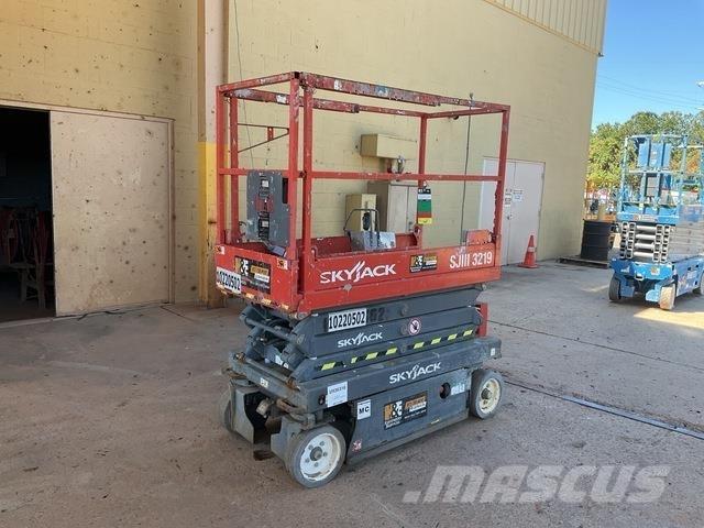 SkyJack 3219 Škaraste platforme
